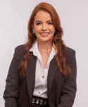 Renata Queiroz Pinto