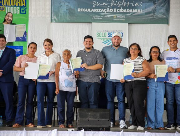 Sect entrega 100 títulos definitivos a produtores de Itapiranga e fortalece desenvolvimen…
