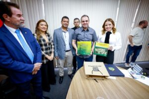 Governador Roberto Cidade assina concessões que viabilizam investimento de US$ 500 milhõe…